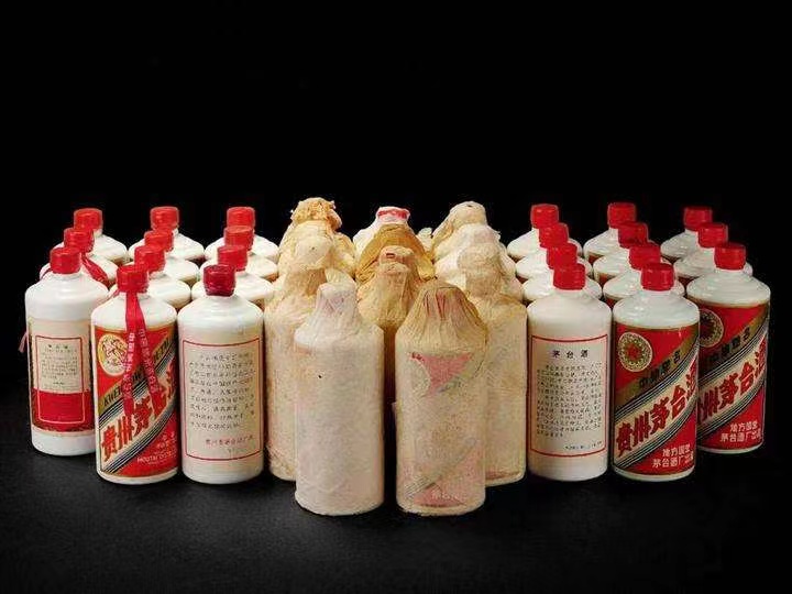 西陵老酒回收上门哪里回收(附近上门回收茅台酒）?